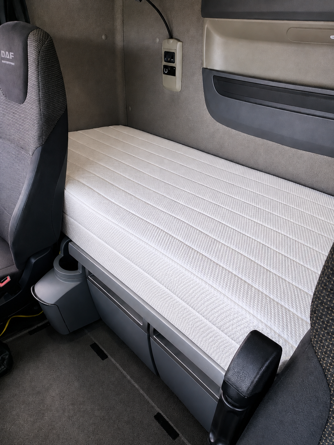 DAF Truck Mattress – Replacement Sleeper Cab Mattress