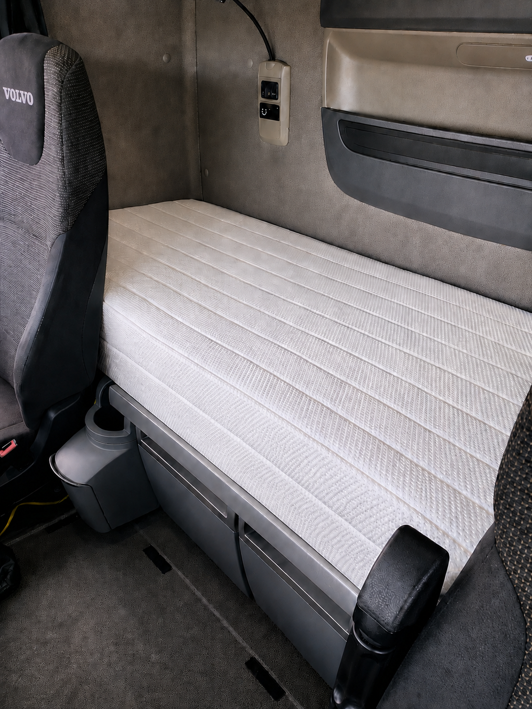 Volvo Truck Mattress – Replacement Sleeper Cab Mattress
